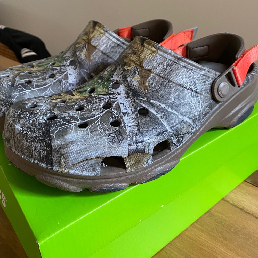 Classic all terrain men’s crocs